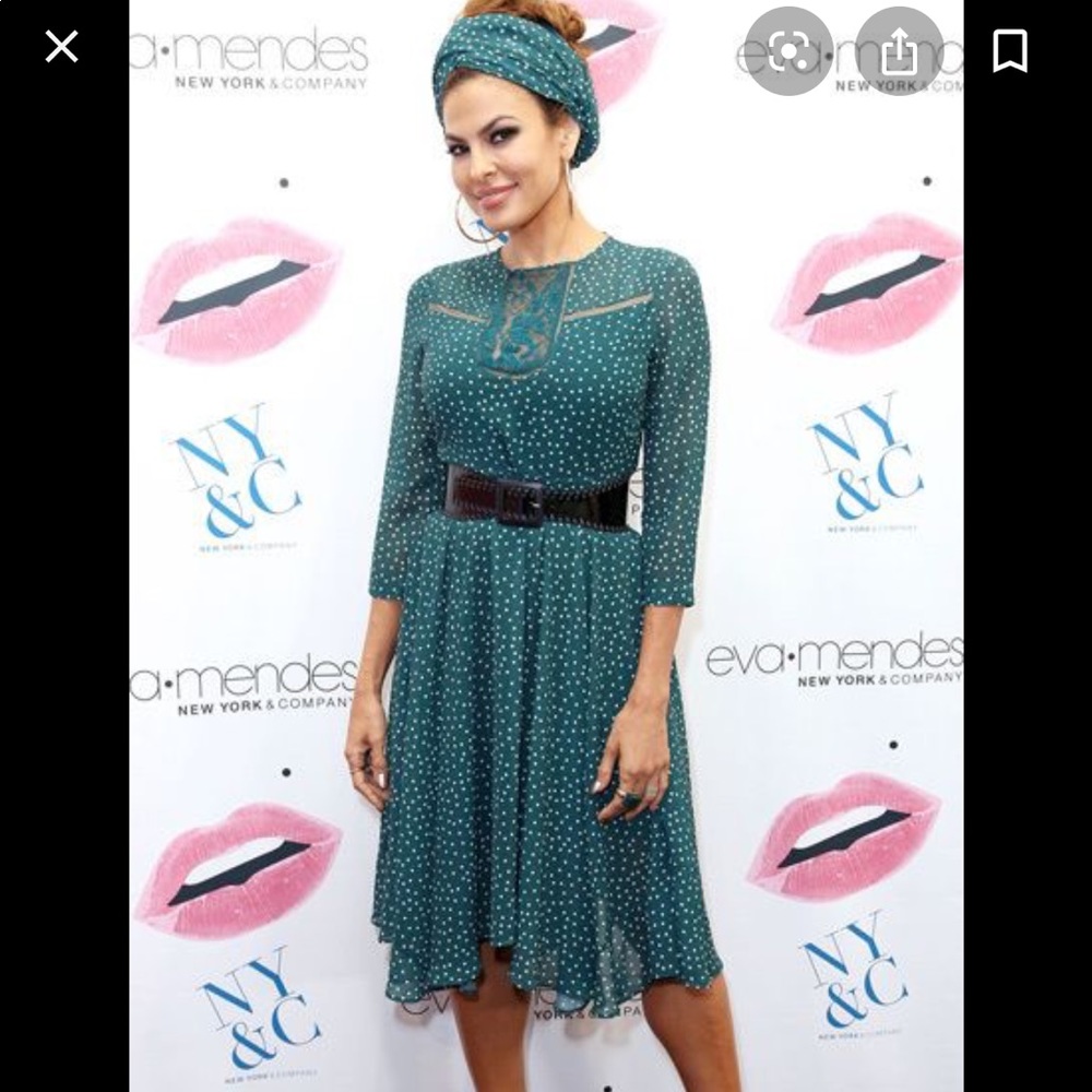 NWOT Eva Mendez green dress with lace detail size S